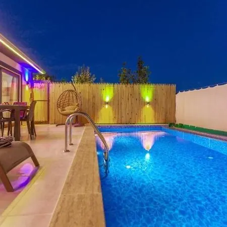 Cosmo Villa